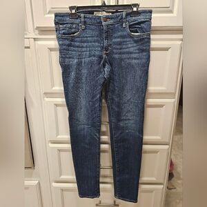 Abercrombie & Fitch Women's Medium Blue Skinny Jeans
